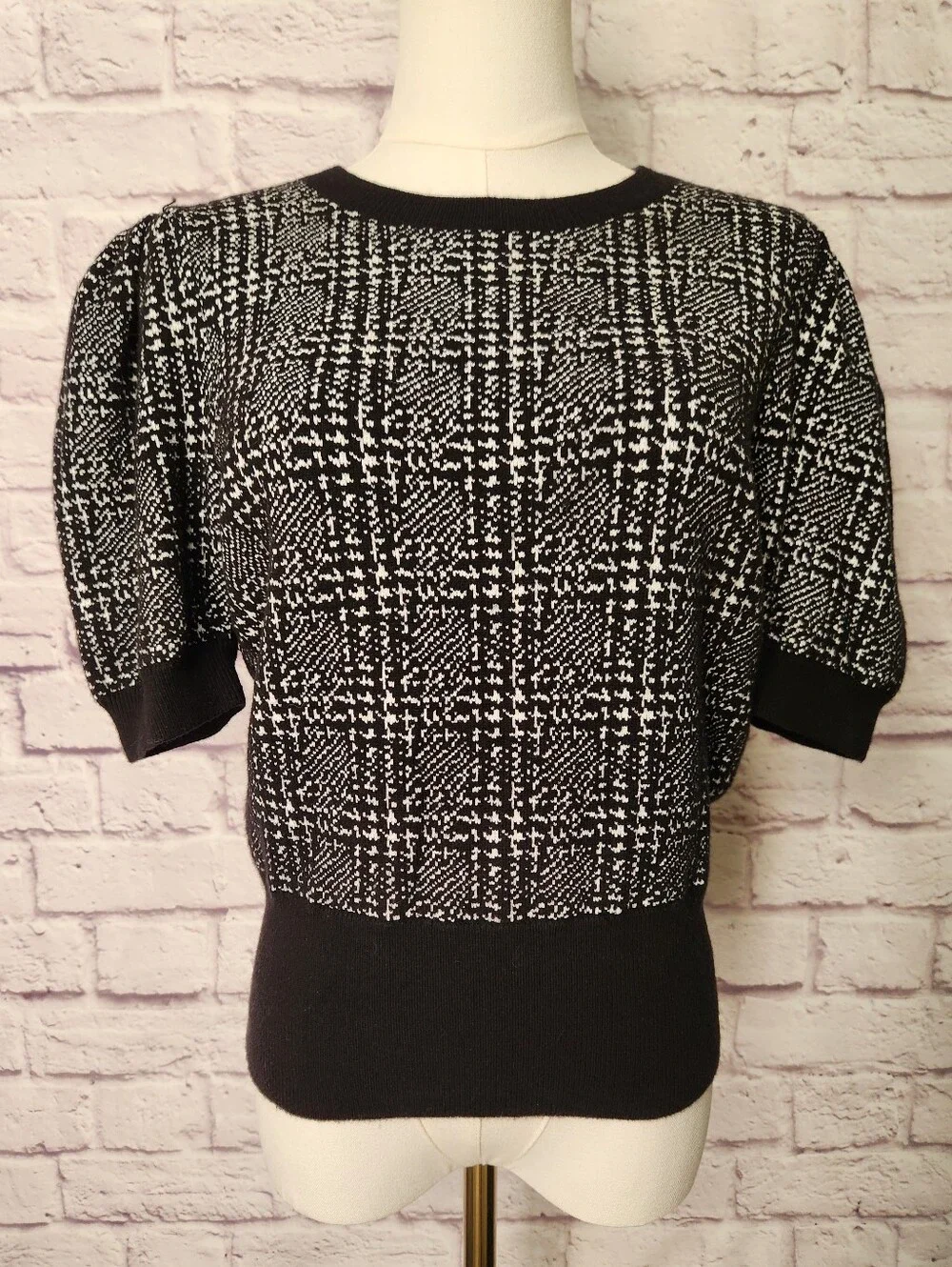 Kate Spade Black & White Plaid Puff Short Sleeve Wool Blend Sweater Sz Medium